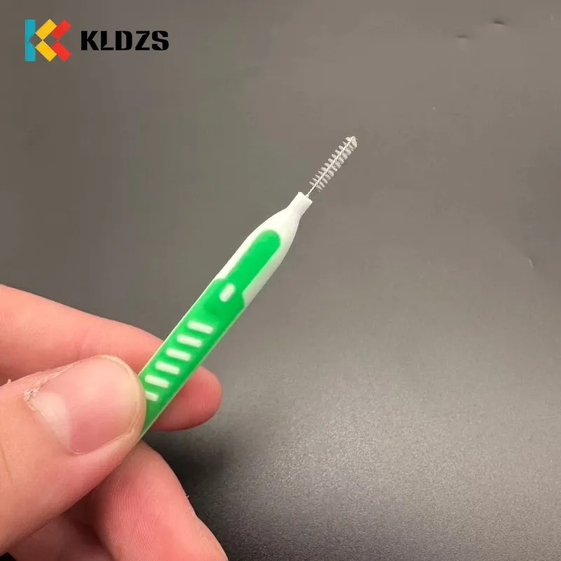 Sikat Interdental Push-Pull